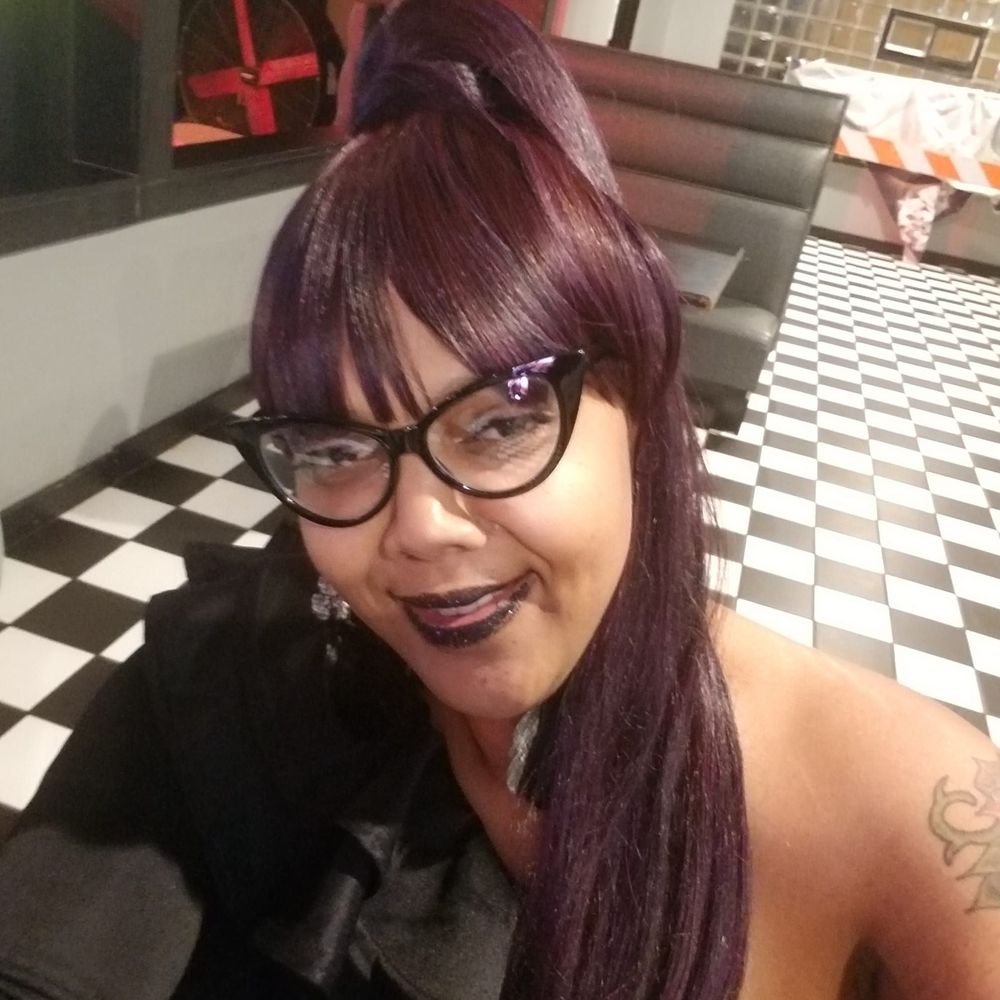 Meet your Posher, Tracy